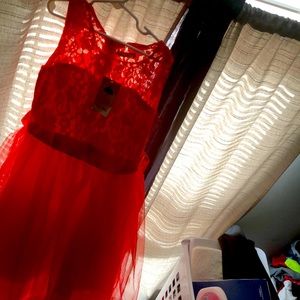 Hell yes I’m selling this dress has never been worn nothings wrong with it!